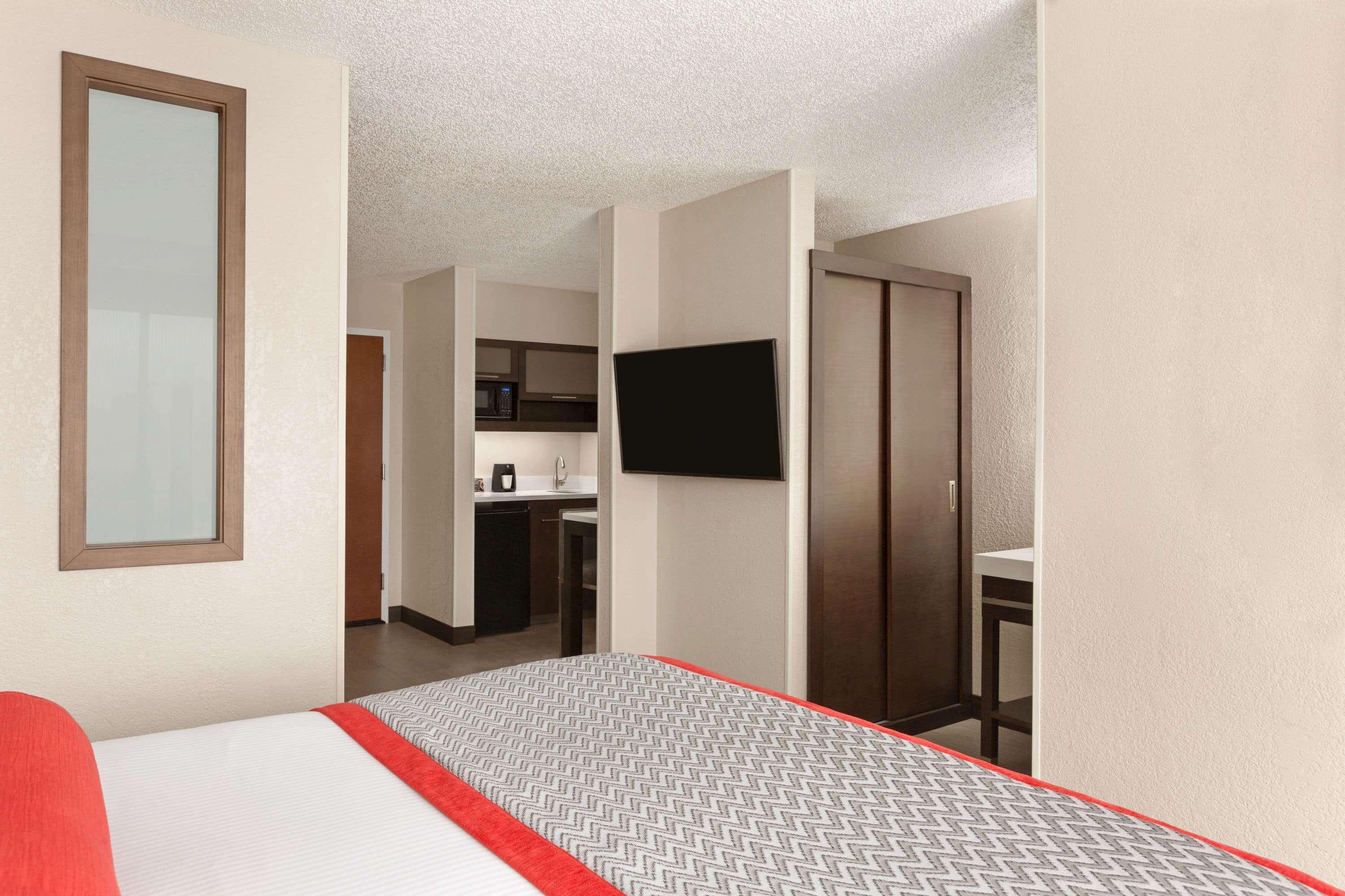 Ramada By Wyndham Suites Orlando Airport- Free Airport Shuttle Dış mekan fotoğraf